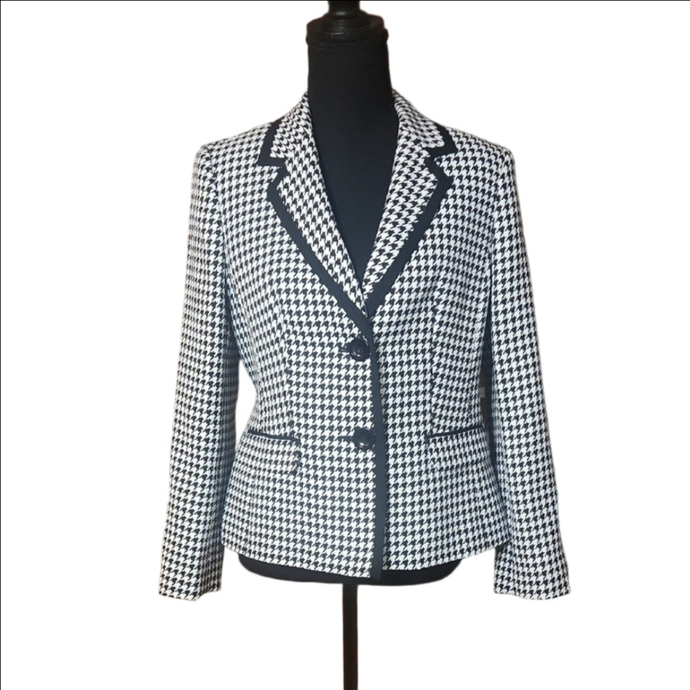 Kasper Black and White Houndstooth Blazer, Size 10P